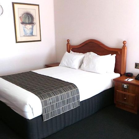 Best Western Ambassador Motor Inn & Apartments Wagga Wagga Buitenkant foto