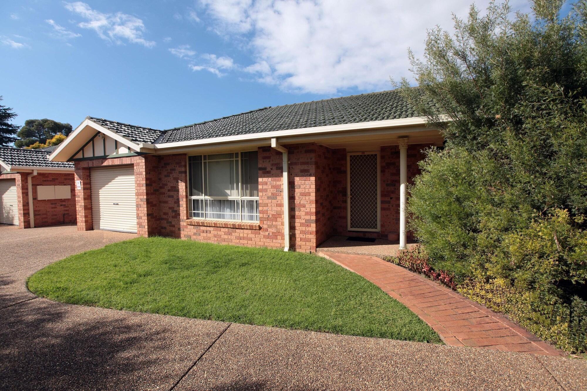 Best Western Ambassador Motor Inn & Apartments Wagga Wagga Buitenkant foto