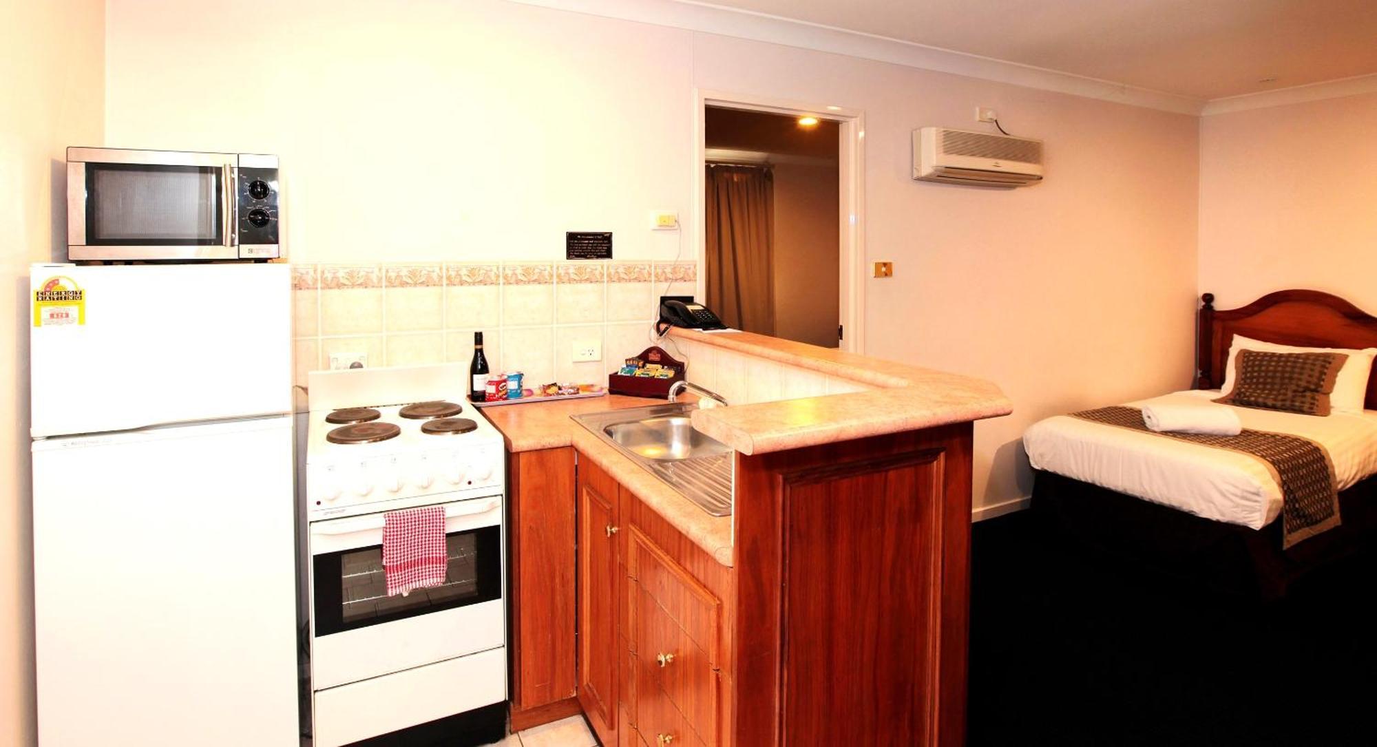 Best Western Ambassador Motor Inn & Apartments Wagga Wagga Buitenkant foto