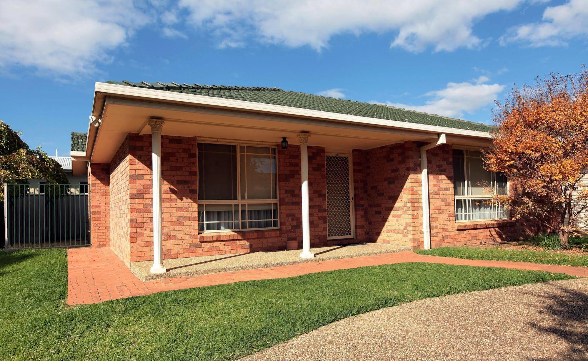 Best Western Ambassador Motor Inn & Apartments Wagga Wagga Buitenkant foto