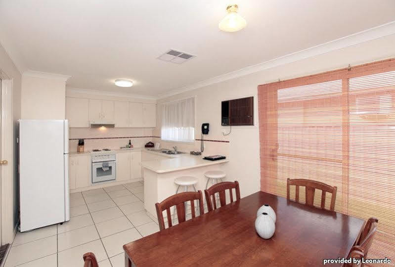 Best Western Ambassador Motor Inn & Apartments Wagga Wagga Buitenkant foto
