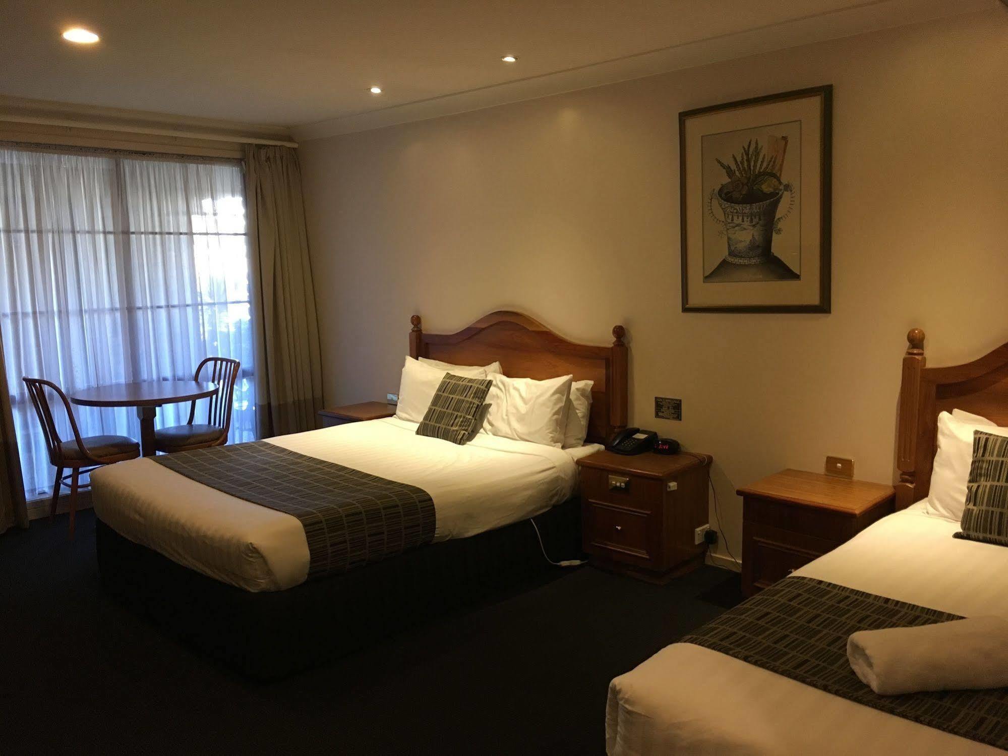 Best Western Ambassador Motor Inn & Apartments Wagga Wagga Buitenkant foto