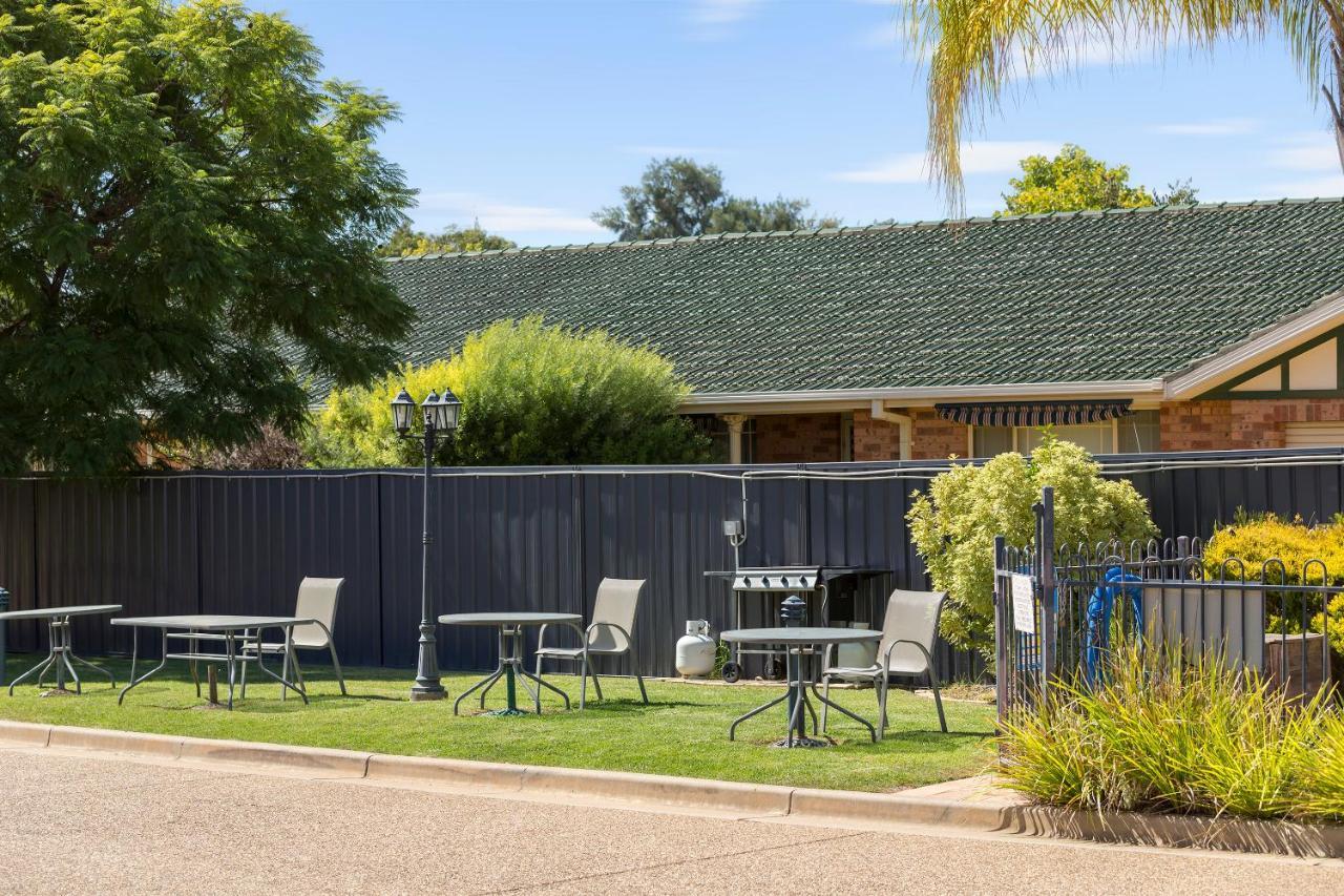 Best Western Ambassador Motor Inn & Apartments Wagga Wagga Buitenkant foto
