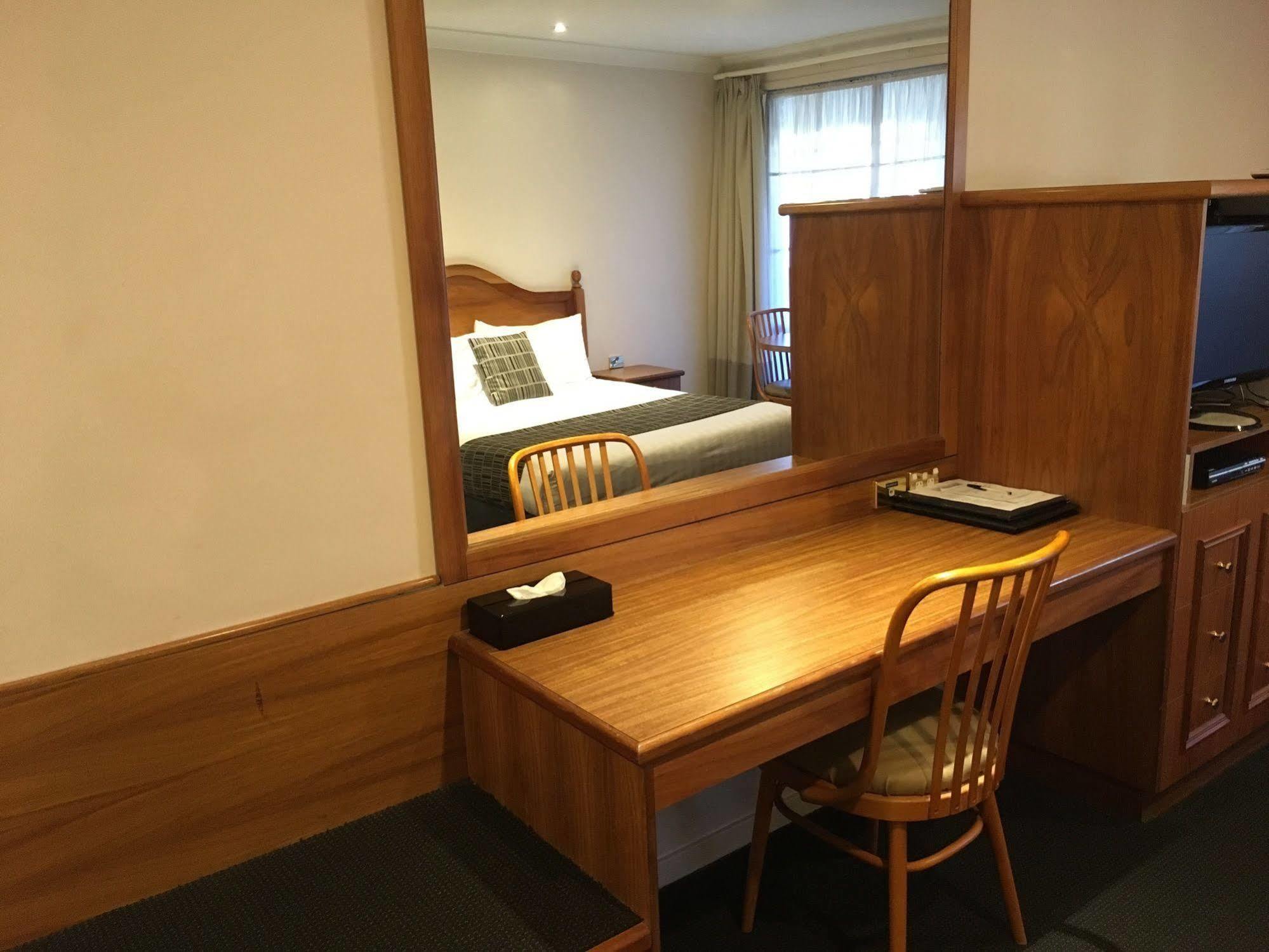 Best Western Ambassador Motor Inn & Apartments Wagga Wagga Buitenkant foto